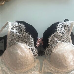 2 Bras 34B Marilyn Demi Navy and H&M ivory lace push up V-plunge